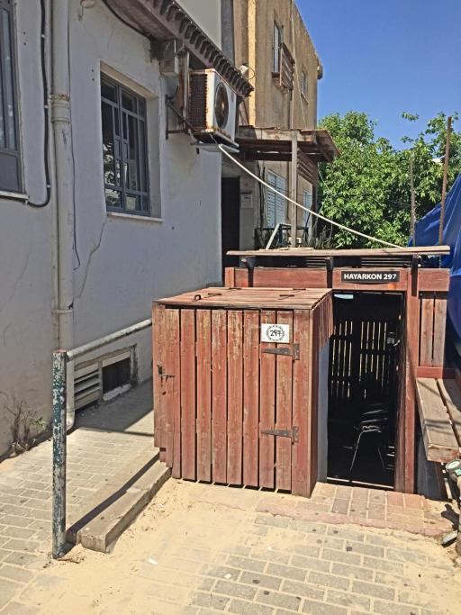 Dotan's Boutique Guesthouse - By The Beach! - Quadruple Room with Shared Bathroom