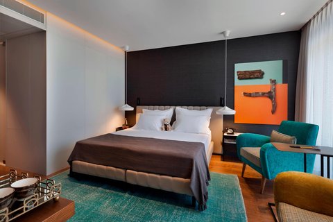 Publica Isrotel, Autograph Collection