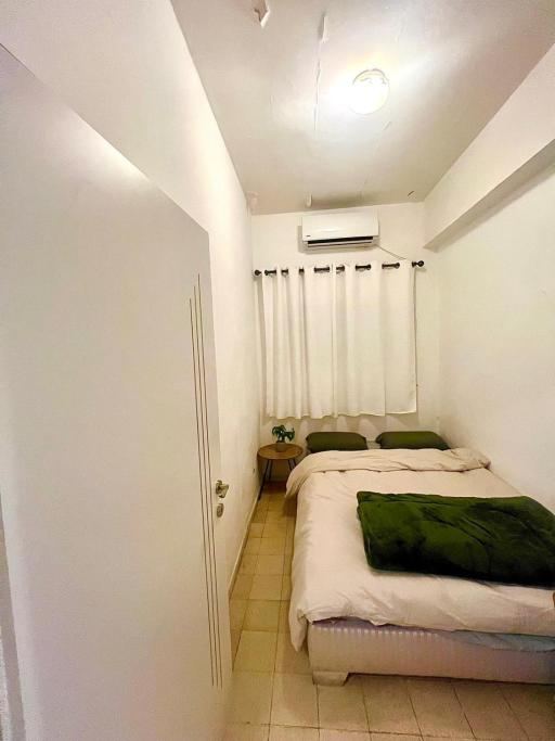 כפר בלב העיר ליד הים המיקום המושלם בתל אביב - Two-Bedroom Standard Apartment בתל אביב – תצלום מקום האירוח 5 מתוך 9