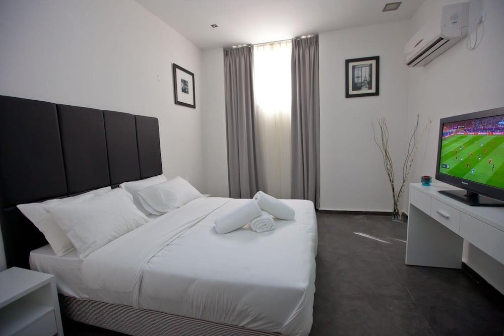 Geula Suites BY RAPHAEL HOTELS - Comfort Studio בתל אביב – תצלום מקום האירוח 2 מתוך 9