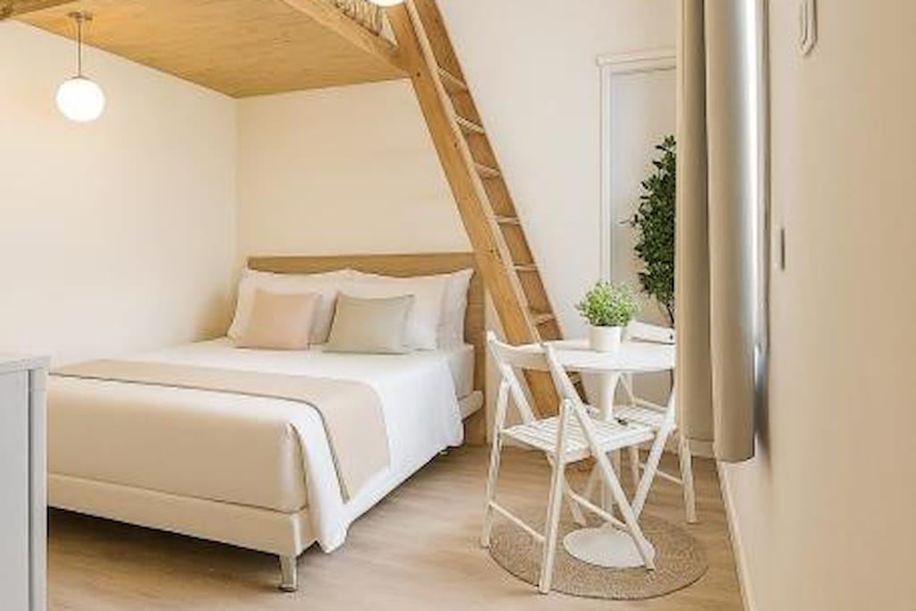 Private rooms near the beach center - Budget Double Room