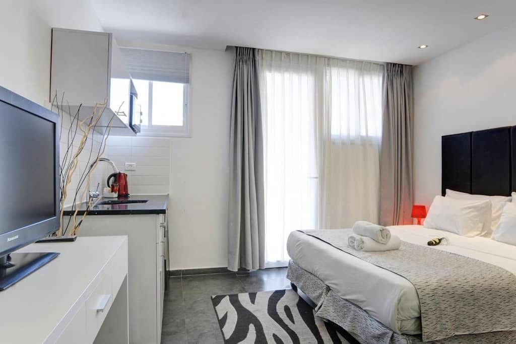 Geula Suites BY RAPHAEL HOTELS - Comfort Studio בתל אביב – תצלום מקום האירוח 3 מתוך 9