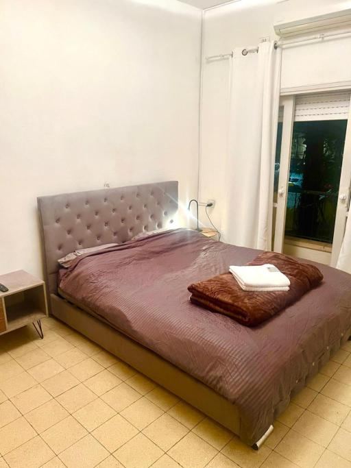כפר בלב העיר ליד הים המיקום המושלם בתל אביב - Two-Bedroom Standard Apartment בתל אביב – תצלום מקום האירוח 4 מתוך 9