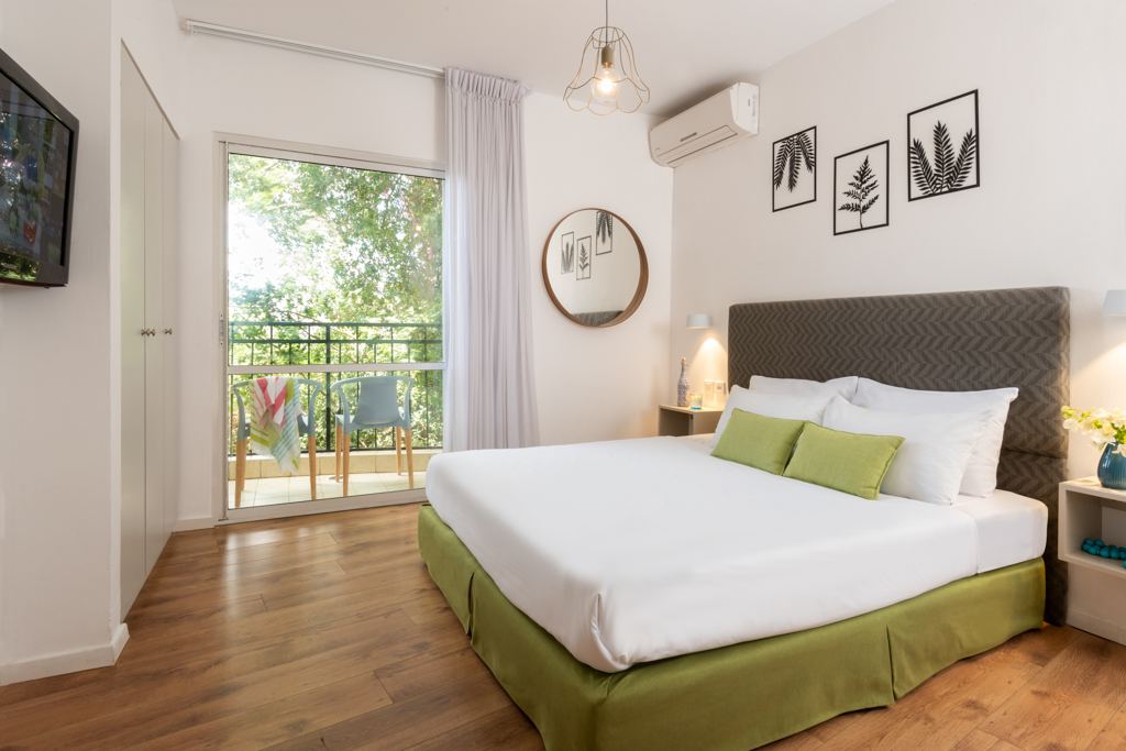 Travel Hotel Eilon