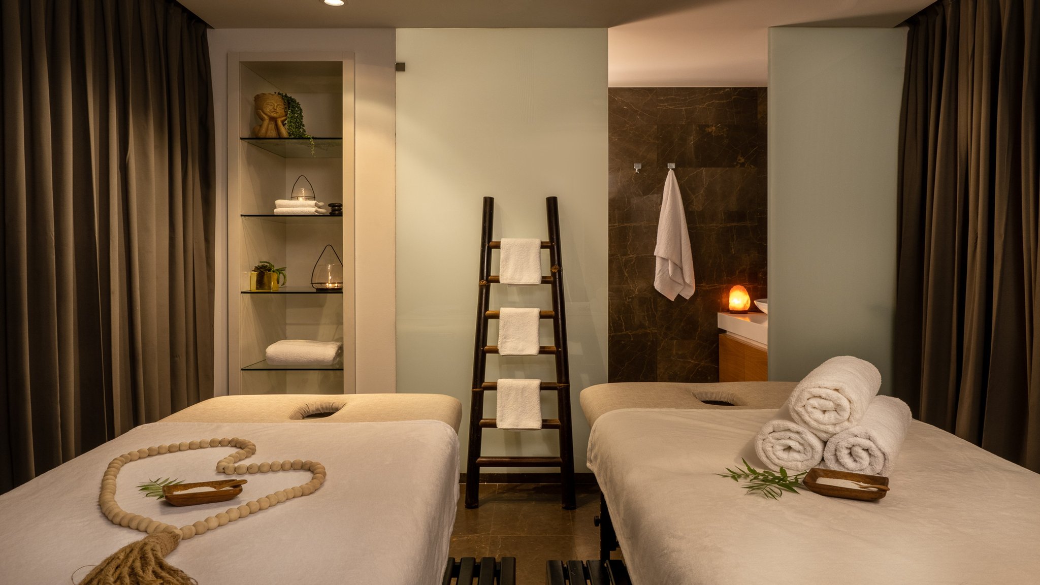 Hotel Indigo Tel Aviv - Diamond District, an IHG Hotel