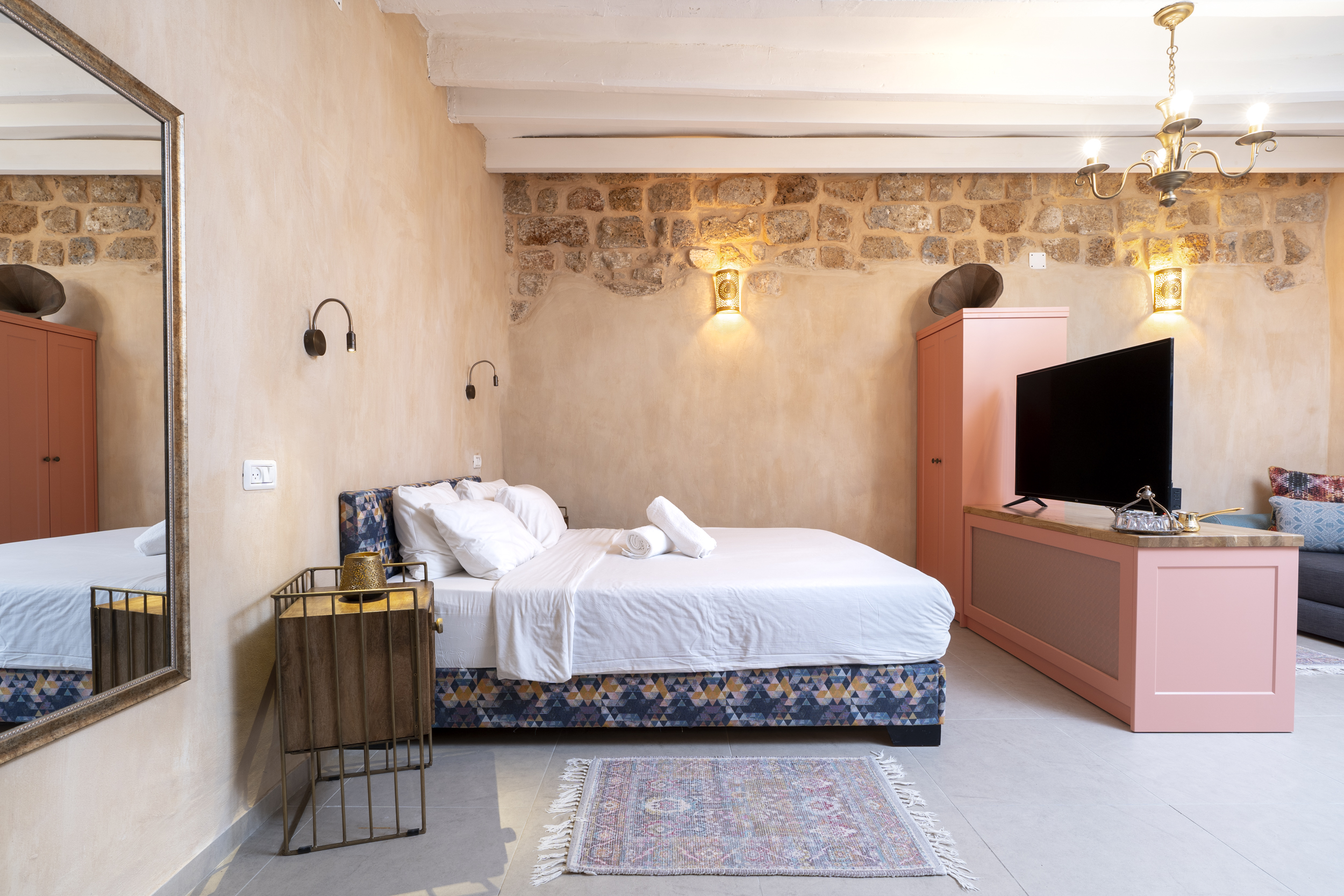 Arabesque House
