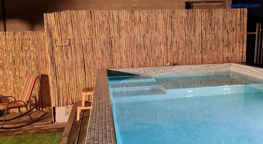 Private Swimming Pool ! דירת סטודיו קטנה עם בריכה פרטית בירושלים – תצלום מקום האירוח 2 מתוך 9