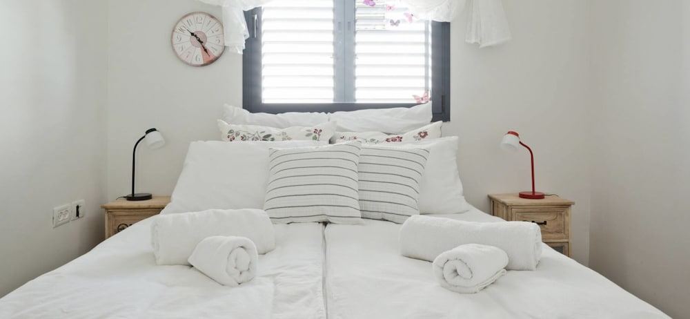 Sunny Luxury Apartments - Apartment with Terrace