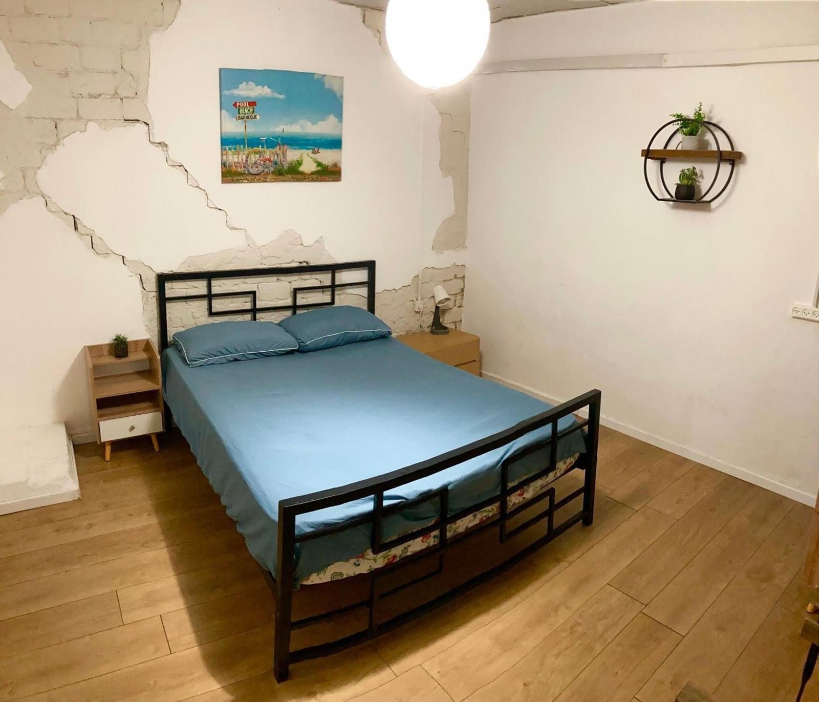 Dotan's Boutique Guesthouse - By The Beach! - Quadruple Room with Shared Bathroom
