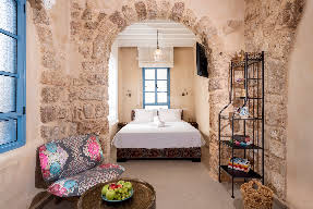 Arabesque House