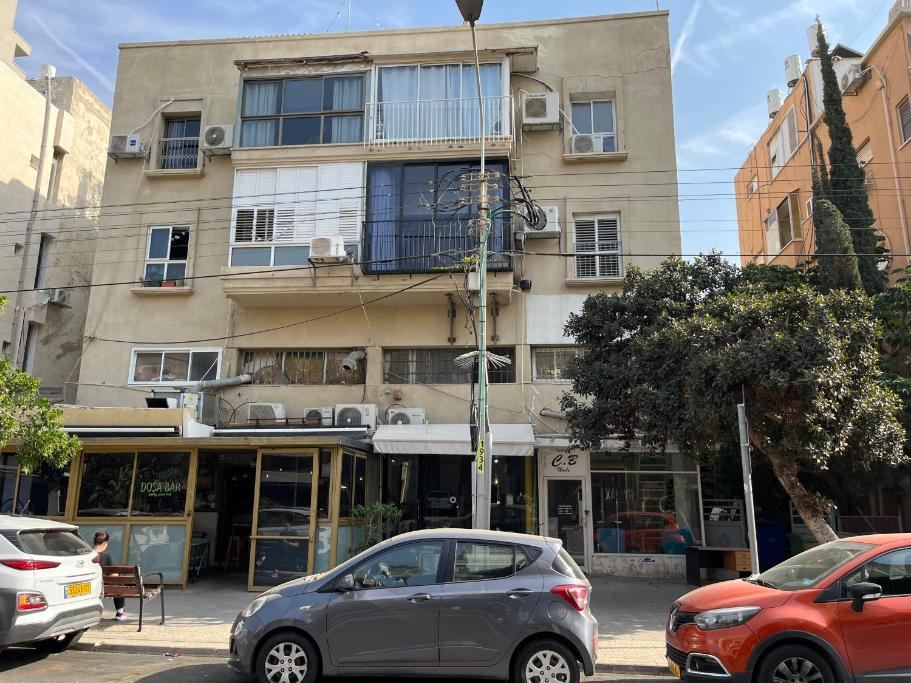 Design Apartments by the Beach in TLV - Apartment with Balcony בהרצליה – תצלום מקום האירוח 4 מתוך 9