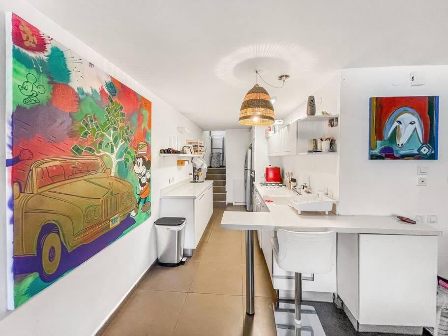 Garden Apartment 1 Min From The Beach - One-Bedroom Apartment